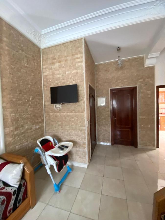 Appartement Martil 3 Chambres Proche De Centre Ville 5Mn A Pied Et La Plage 10Mn A Pied Et 10Mn De Aeroport Tetouan En Voiture Εξωτερικό φωτογραφία